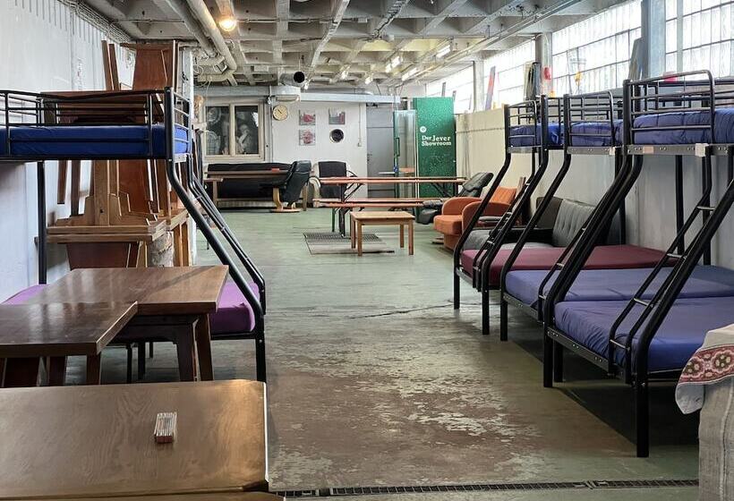 Boot Camp Central Hostel