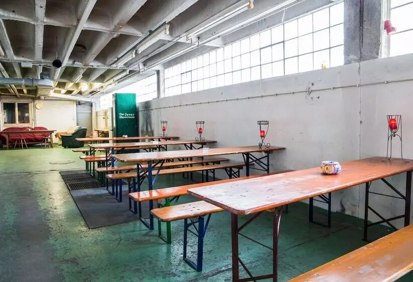 Boot Camp Central   Hostel