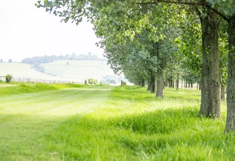 ホテル Hartford House