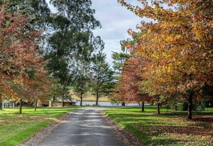 ホテル Hartford House