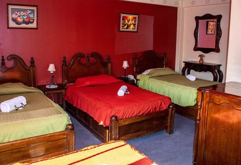 هتل Lost Inn La Paz