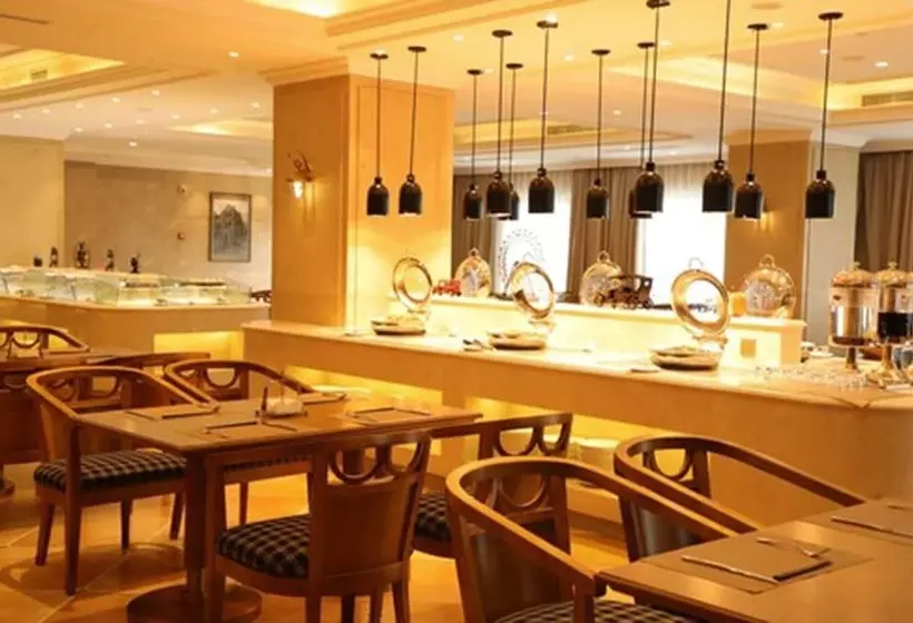 هتل Shanghai Fliport Garden