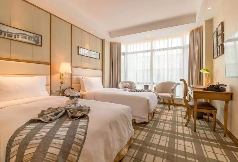 هتل Shanghai Fliport Garden