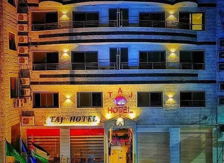 هتل Taj