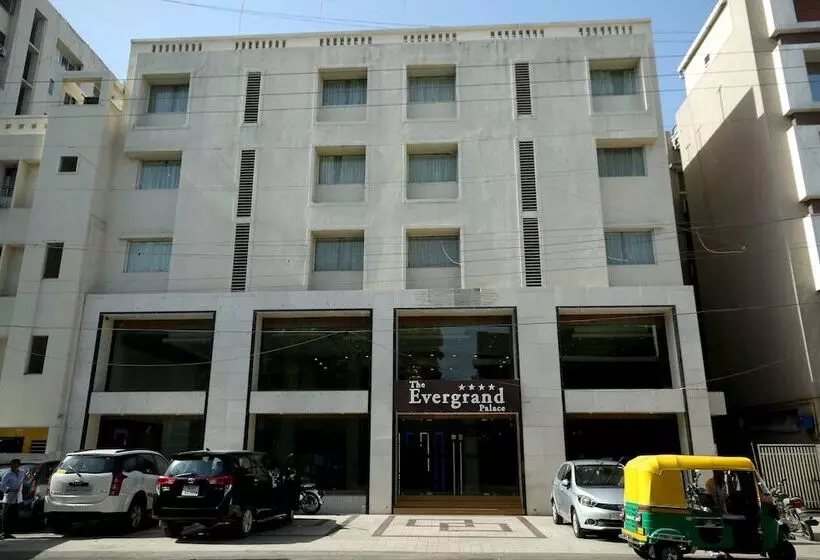 ホテル The Evergrand Palace