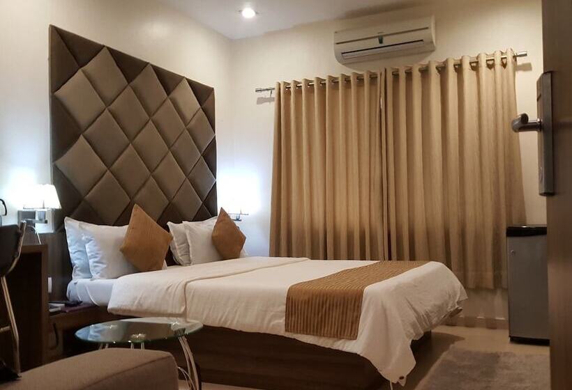 فندق The Evergrand Palace