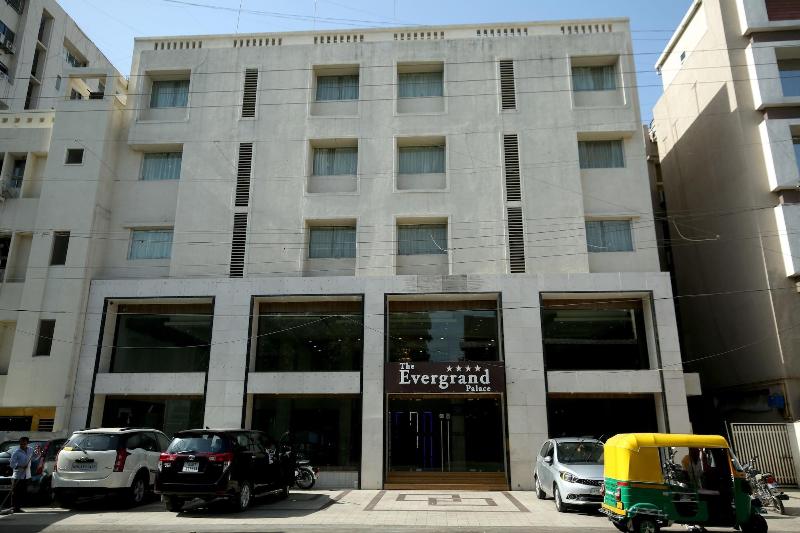 فندق The Evergrand Palace