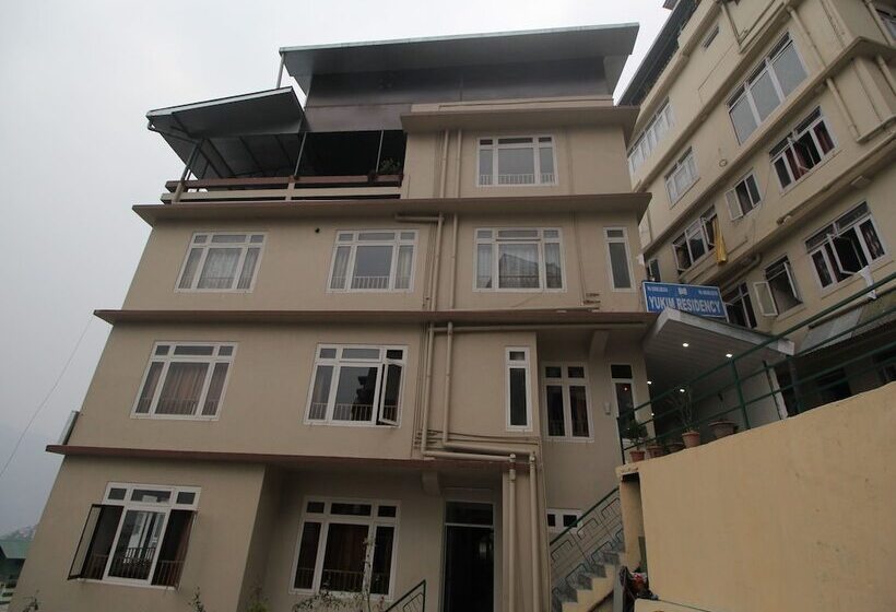 ホテル Yukim Residency