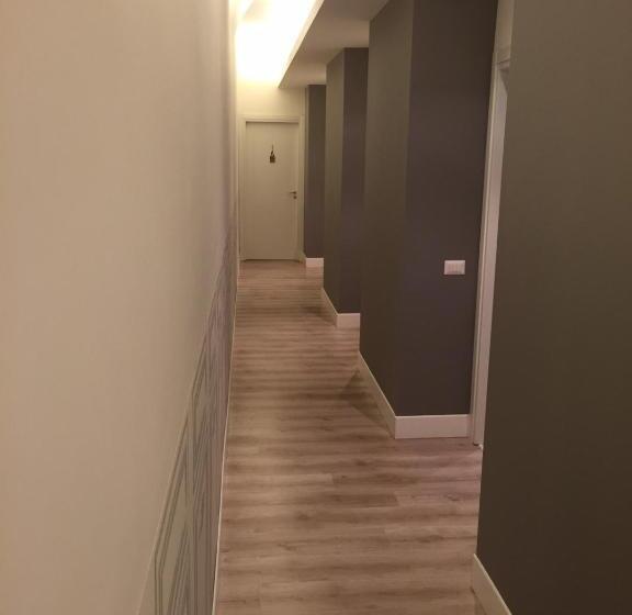 پانسیون Piazza Cavour Suite