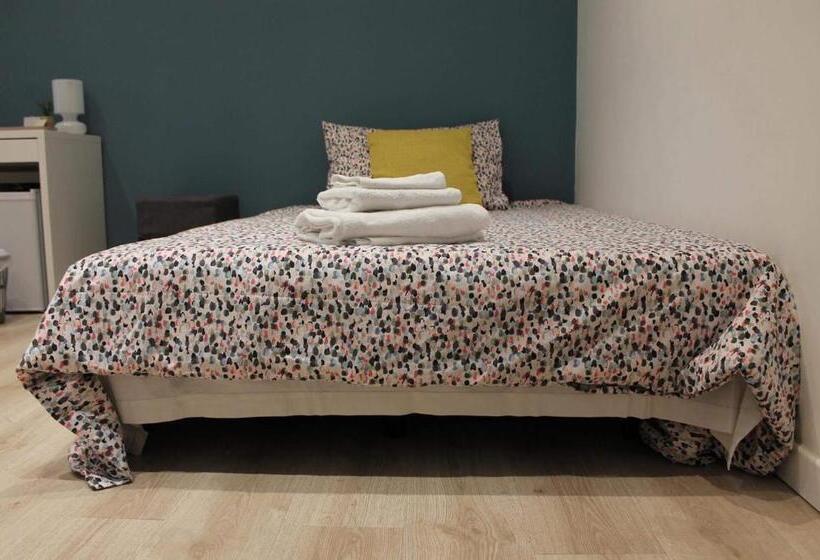 پانسیون Piazza Cavour Suite