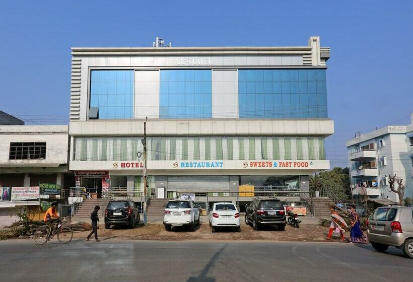 Ss Hotel By Oyo Rooms