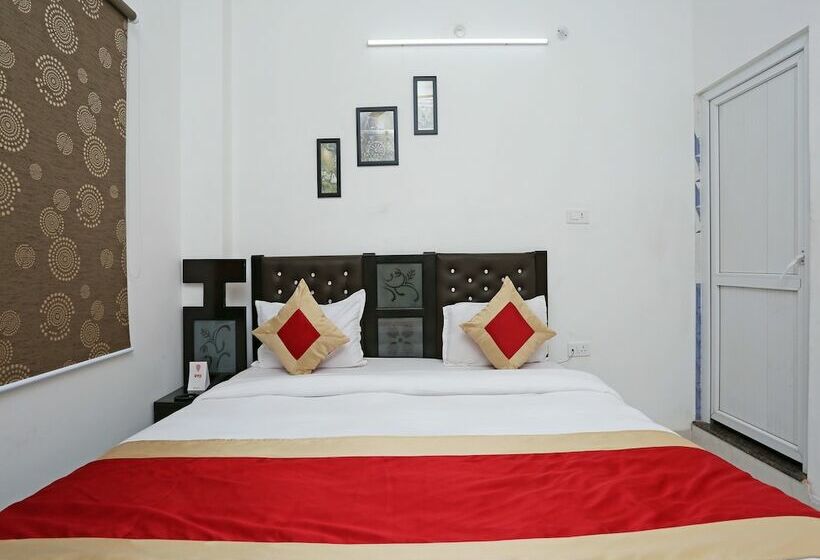 Ss Hotel By Oyo Rooms