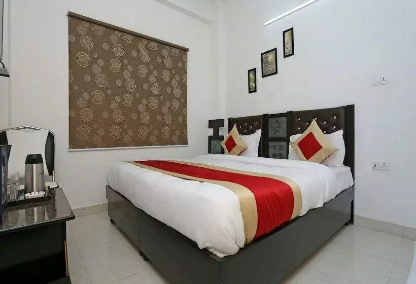 Ss Hotel By Oyo Rooms