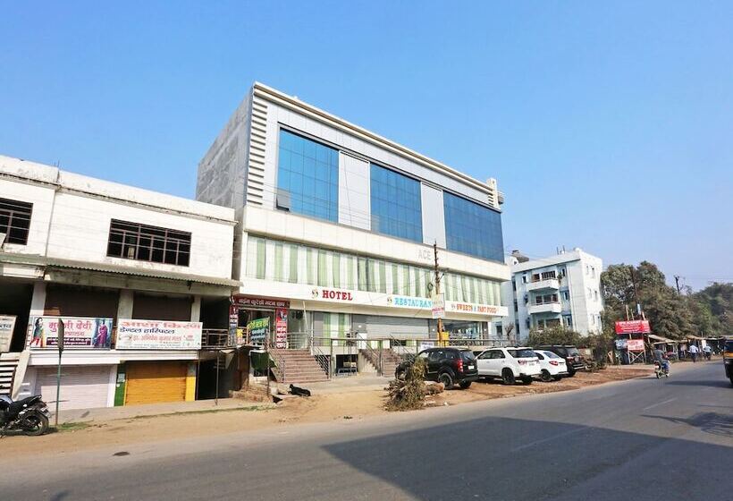 Ss Hotel By Oyo Rooms