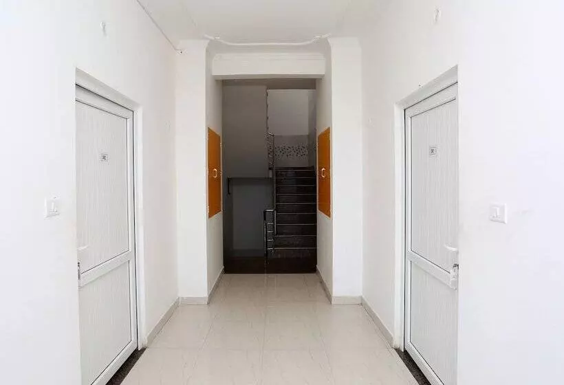 Ss Hotel By Oyo Rooms
