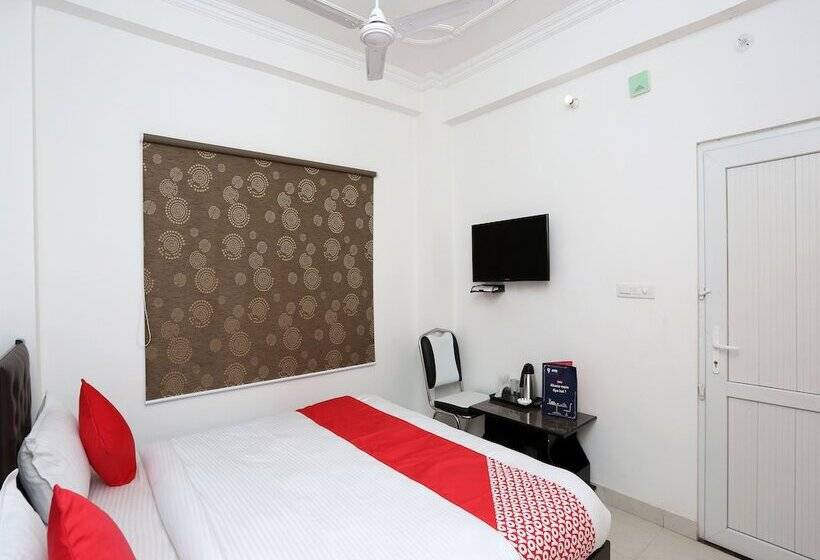 Ss Hotel By Oyo Rooms