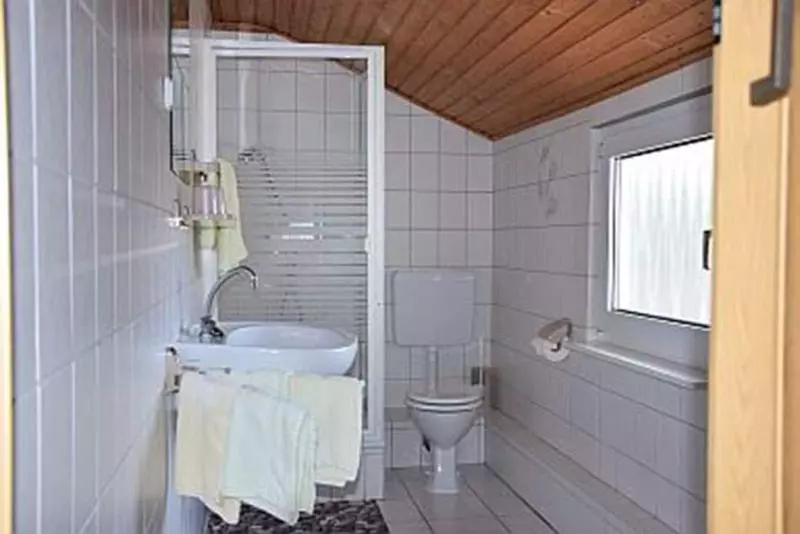 Hostelli Gasthaus Zum Hahn