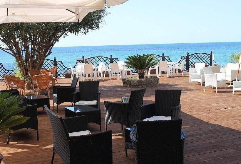 Хостел Il Gabbiano Palinuro