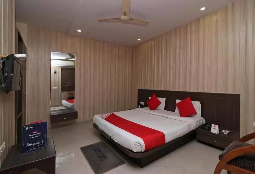 ホテル Ganga Palace