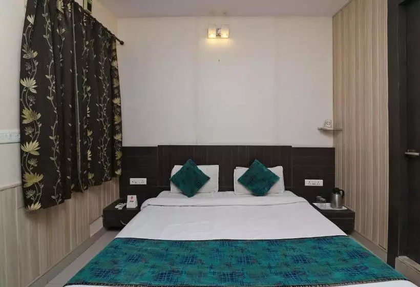 ホテル Ganga Palace