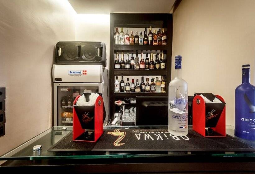 House 56 Hotel And Suites