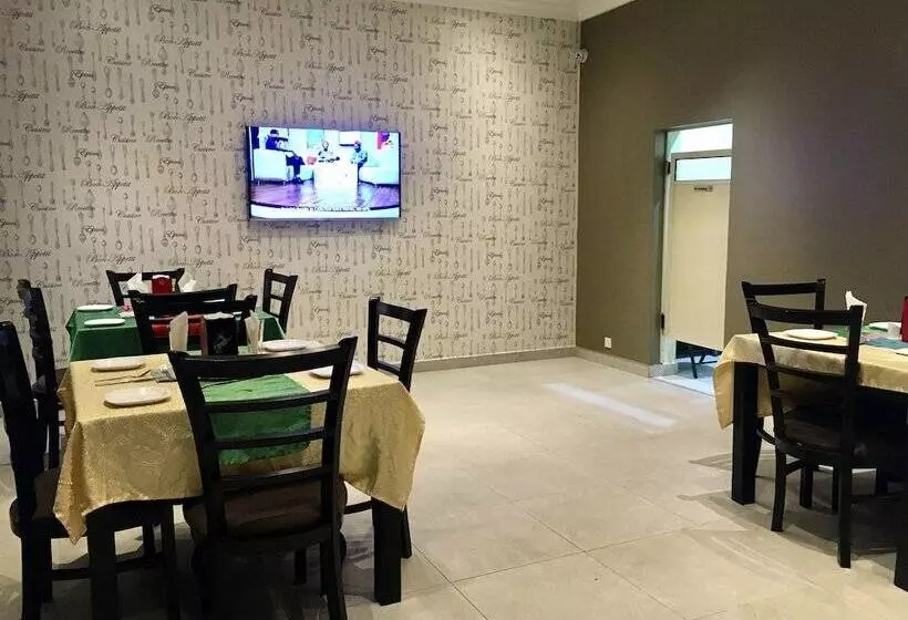 House 56 Hotel And Suites