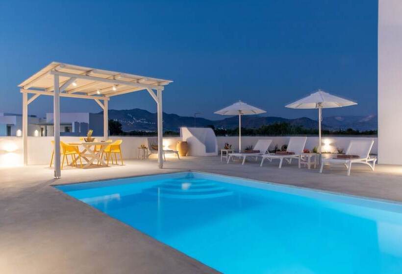 Naxian Lounge Villas