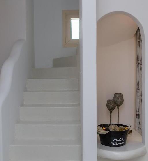 Naxian Lounge Villas