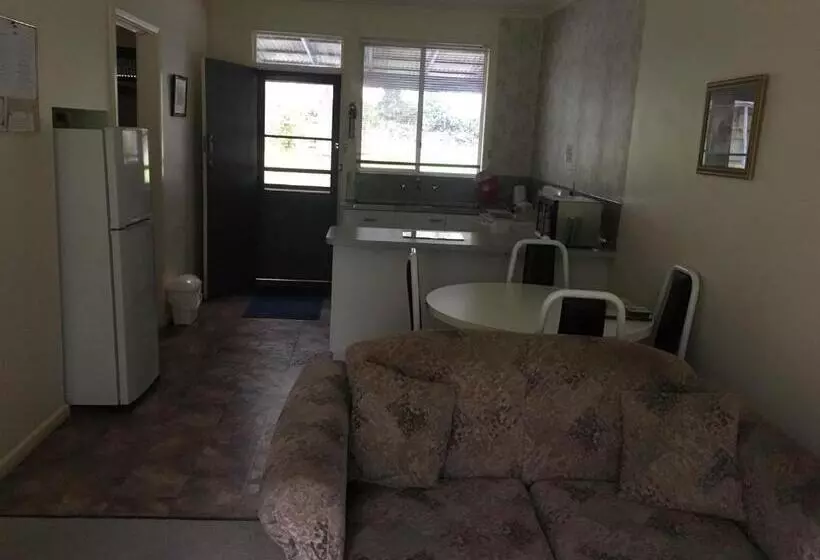 Ovensview On Riverside