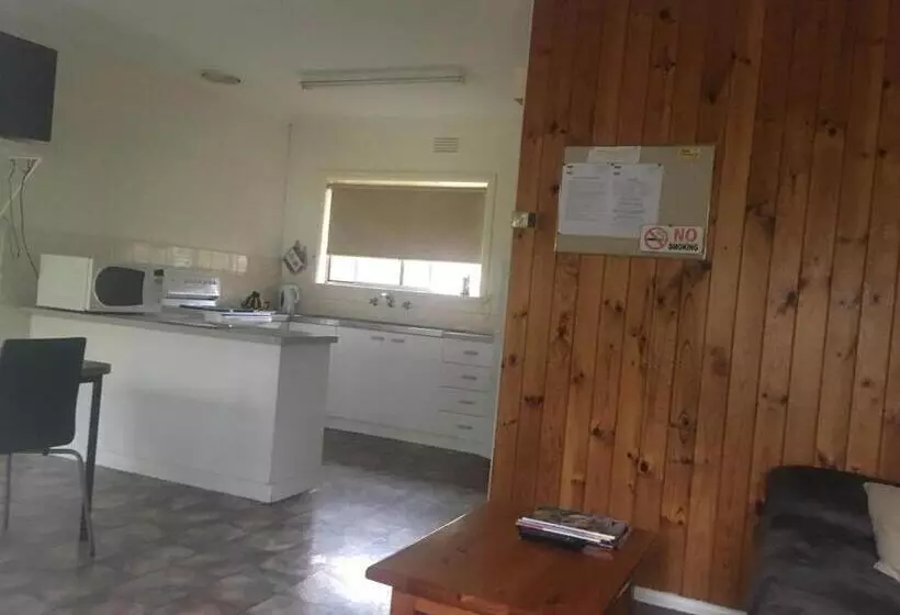 Ovensview On Riverside