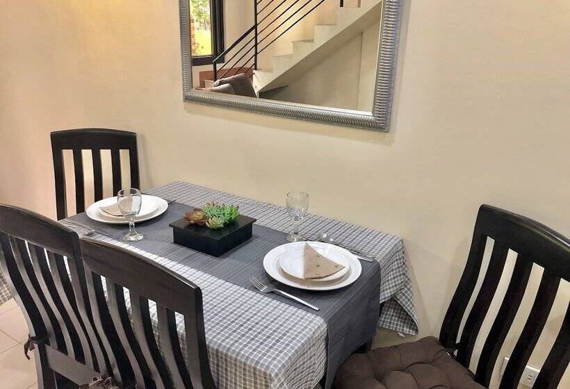 Pal Watson Apartments