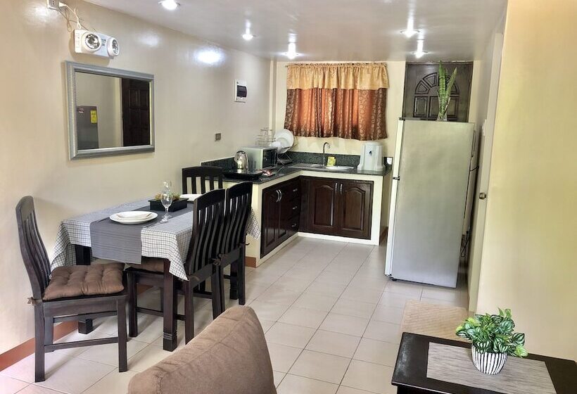 Pal Watson Apartments