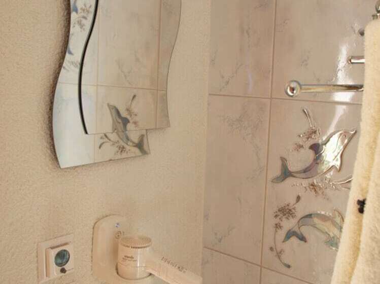 膳宿费 Bummeltime