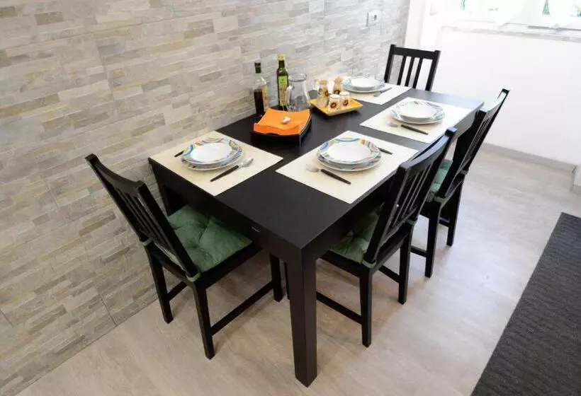 پانسیون Whatshouse Roma