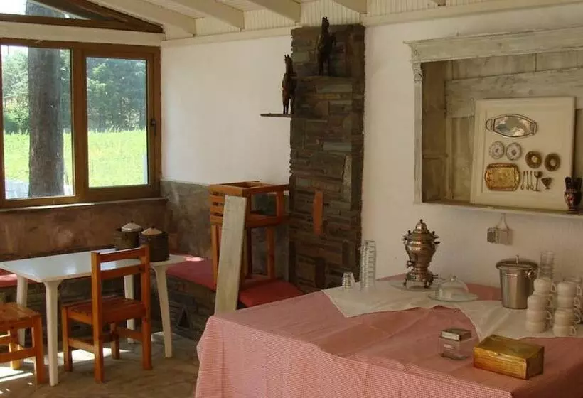 Xanthos Rooms