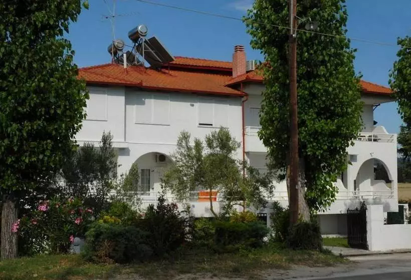Xanthos Rooms