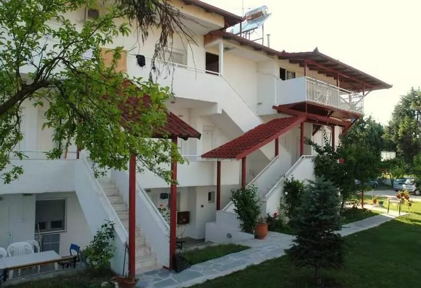 Xanthos Rooms