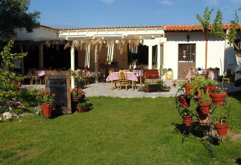 Xanthos Rooms