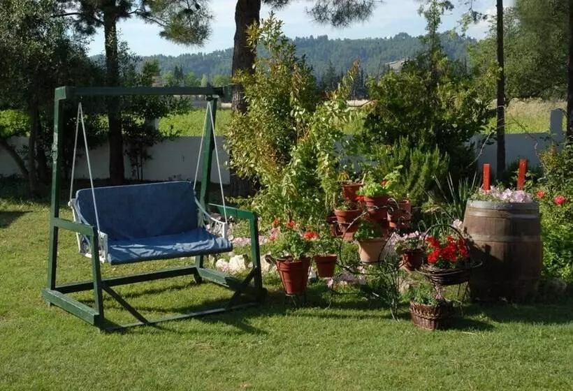 Xanthos Rooms