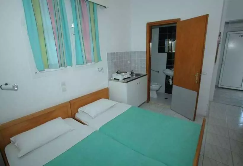 Xanthos Rooms