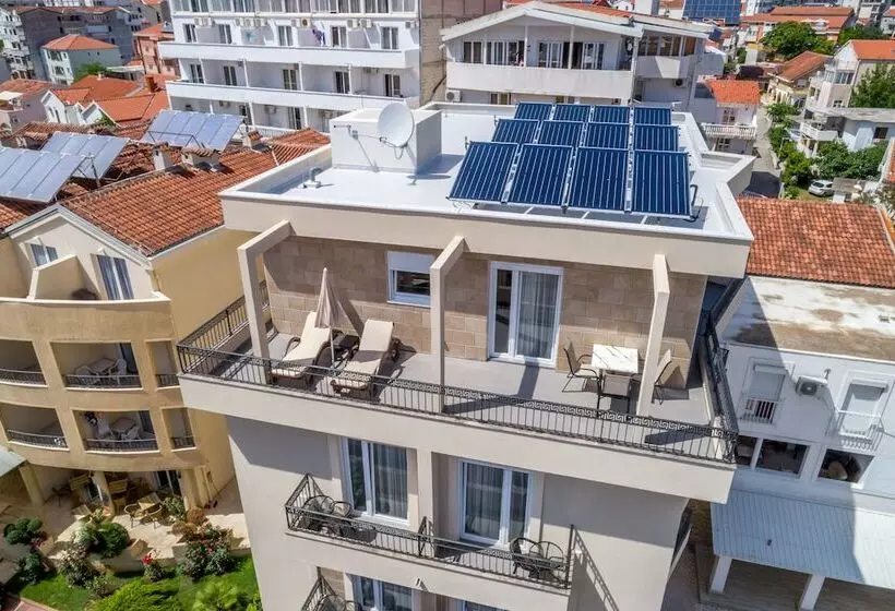 Almare Apartments  Budva
