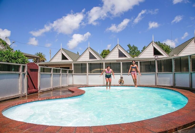 Bulls Motel & Holiday Park