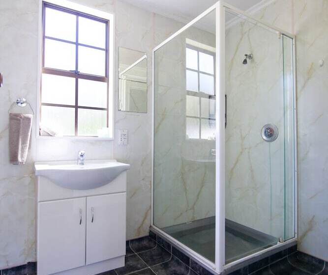 Bulls Motel & Holiday Park