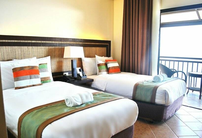 Отель Altamare Dive And Leisure Resort Anilao