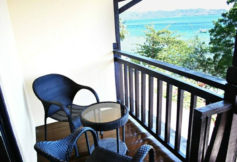 Отель Altamare Dive And Leisure Resort Anilao