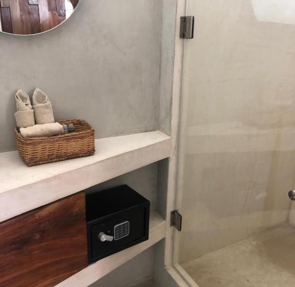 Hotel Mamasan Treehouses & Cabins