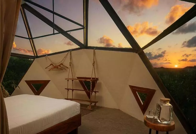 Hôtel Mamasan Treehouses & Cabins