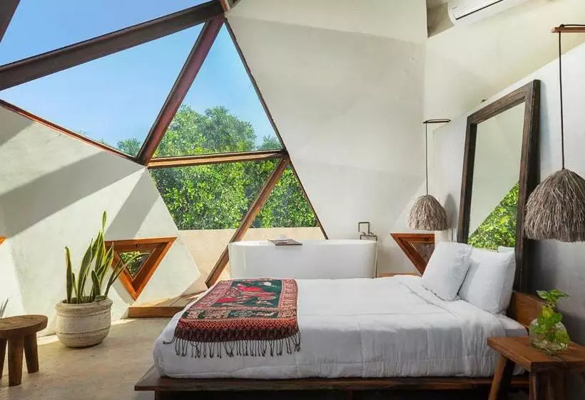 Hôtel Mamasan Treehouses & Cabins