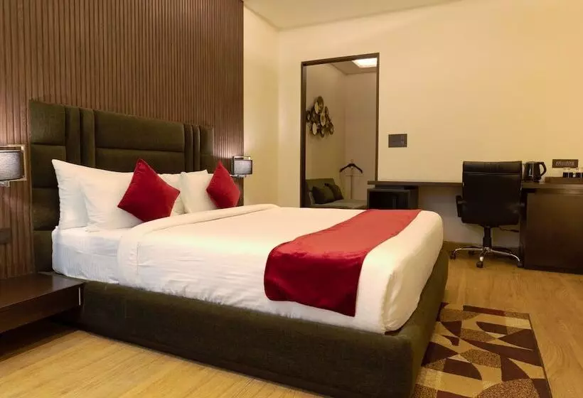 ホテル Prism  A Boutique