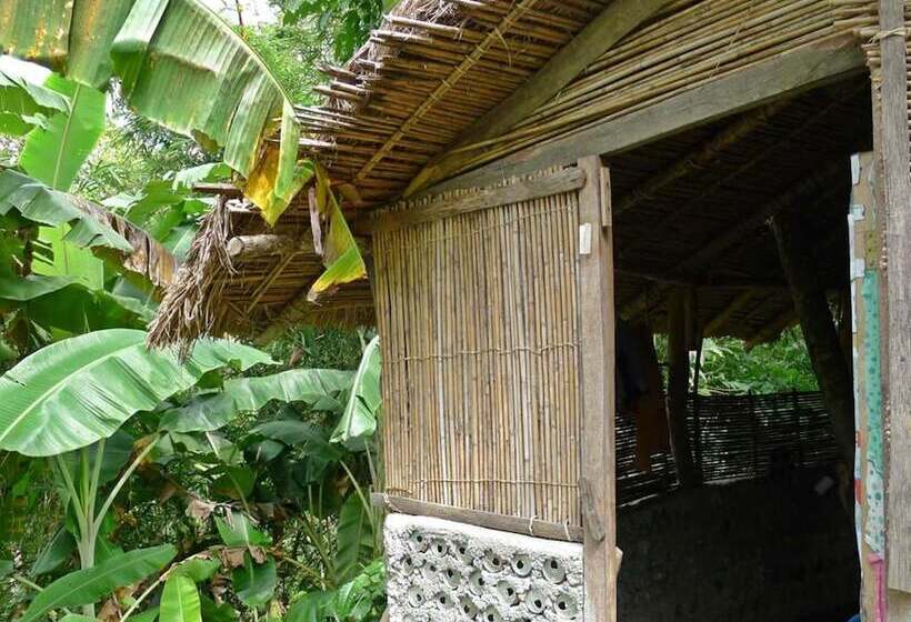 Hotel Ramons Native Homestay And Restaurant